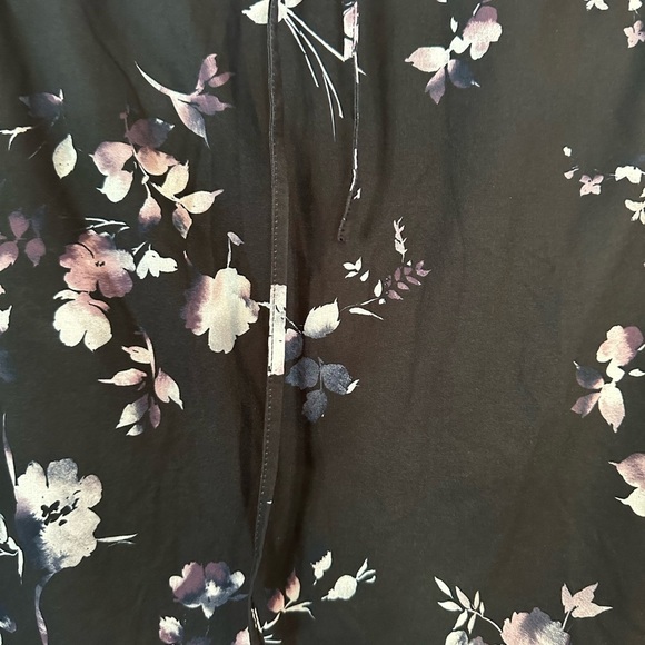 J. Jill  active Black Floral Mini Skirt - Picture 2 of 4